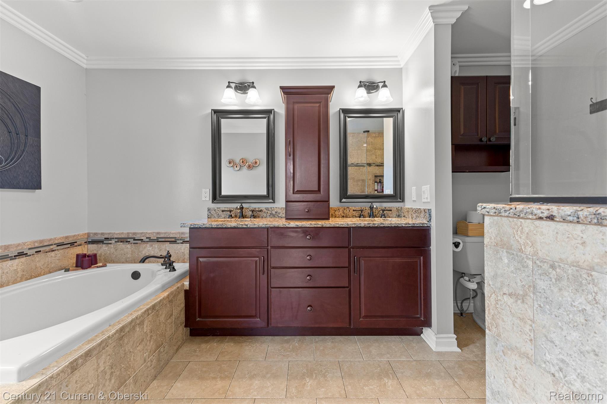 Canton Charter Township, Michigan, 48188, United States, 4 Bedrooms Bedrooms, ,4 BathroomsBathrooms,Residential,For Sale,2049400