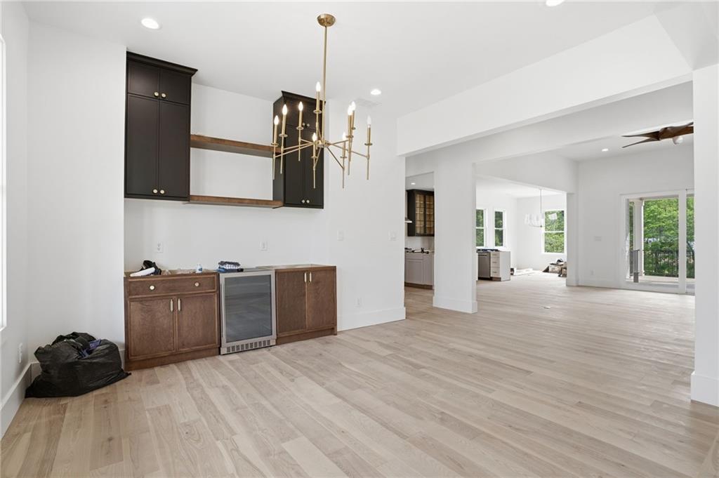 Newnan, Georgia, 30265, United States, 4 Bedrooms Bedrooms, ,5 BathroomsBathrooms,Residential,For Sale,2048163