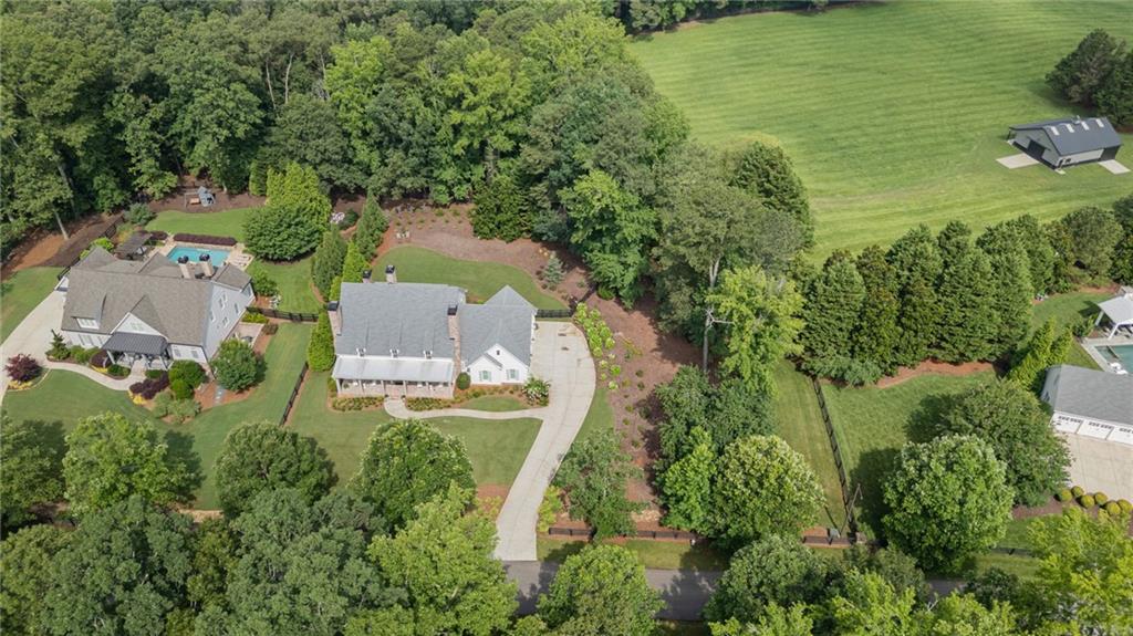 Canton, Georgia, 30115, United States, 5 Bedrooms Bedrooms, ,5 BathroomsBathrooms,Residential,For Sale,1878589