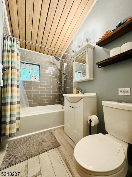 Vernon, New Jersey, 07422, United States, 3 Bedrooms Bedrooms, ,2 BathroomsBathrooms,Residential,For Sale,1851116