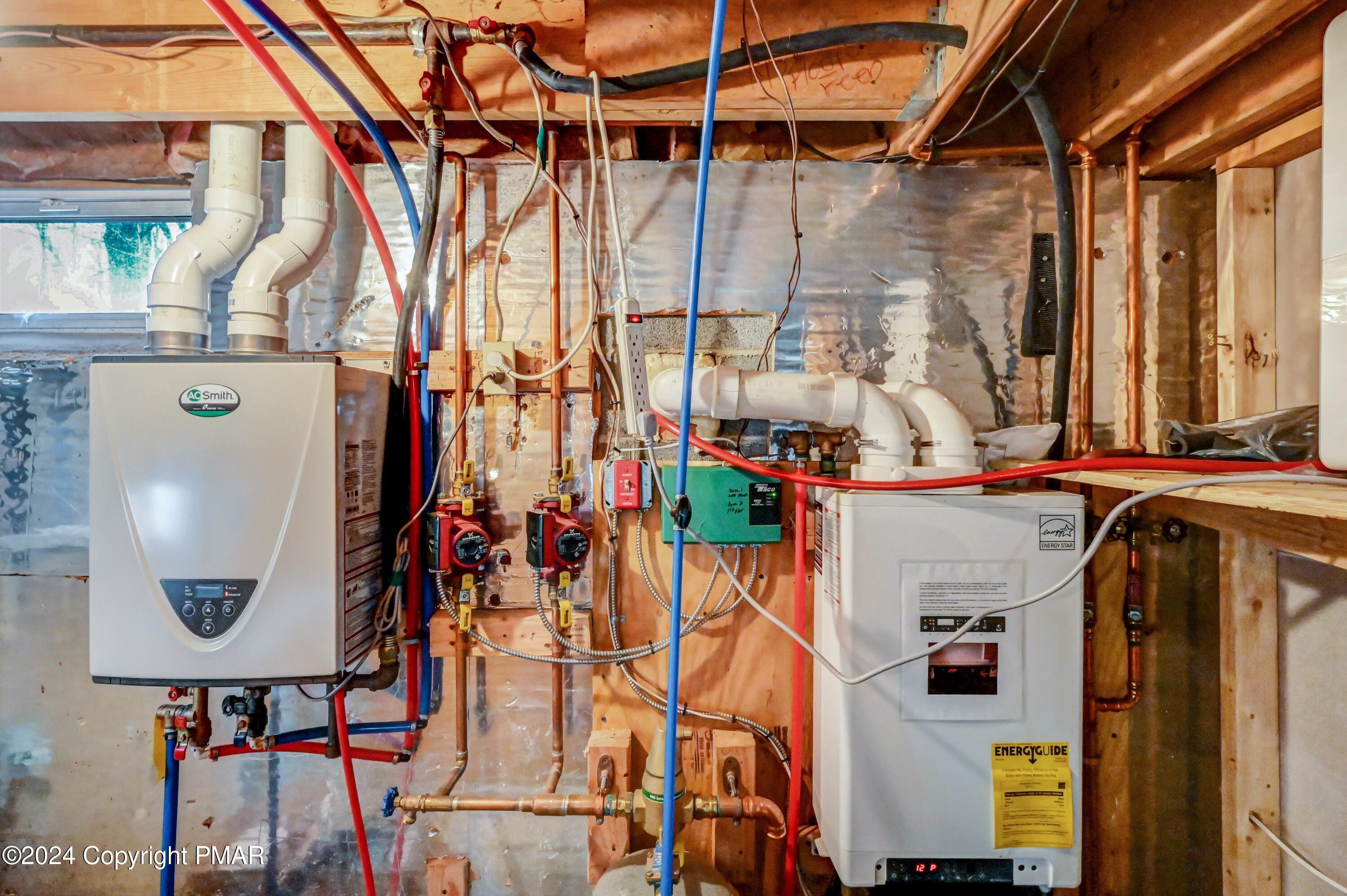 Pocono Pines, Pennsylvania, 18350, United States, 4 Bedrooms Bedrooms, ,3 BathroomsBathrooms,Residential,For Sale,1981114