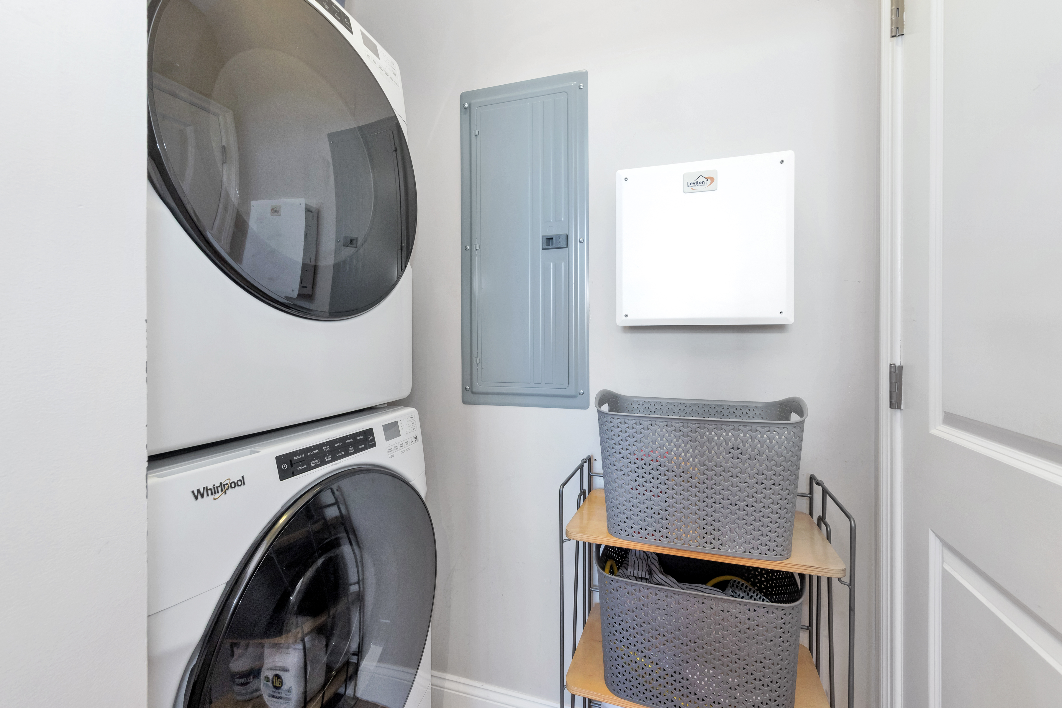  122 Sharon Street, Unit 203, Medford, MA, 02155 - 物件實景