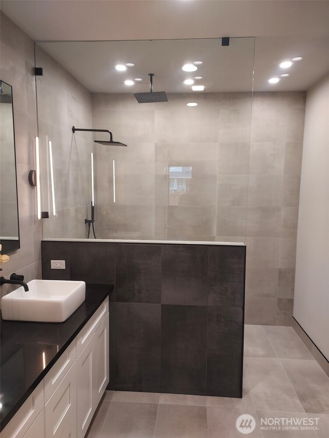 Bonney Lake, Washington, 98391, United States, 5 Bedrooms Bedrooms, ,3 BathroomsBathrooms,Residential,For Sale,1916895