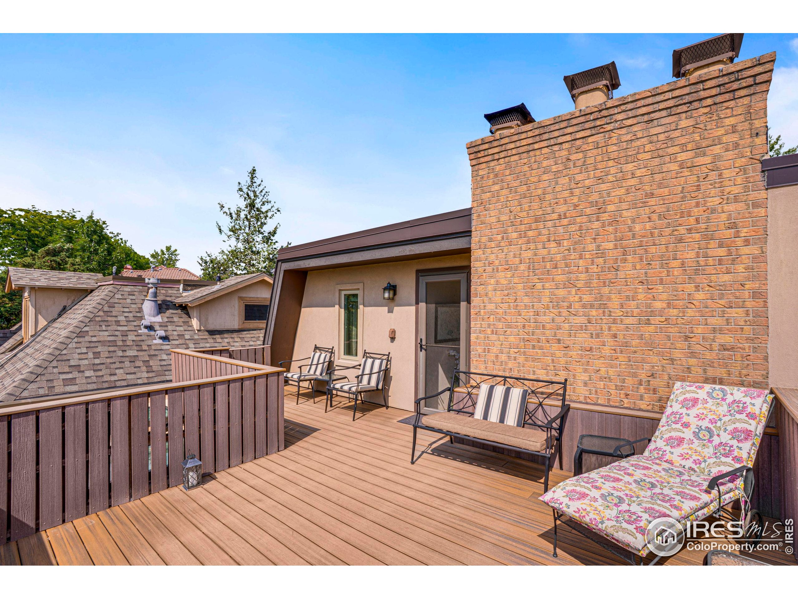 Boulder, Colorado, 80301, United States, 2 Bedrooms Bedrooms, ,2 BathroomsBathrooms,Residential,For Sale,1942273