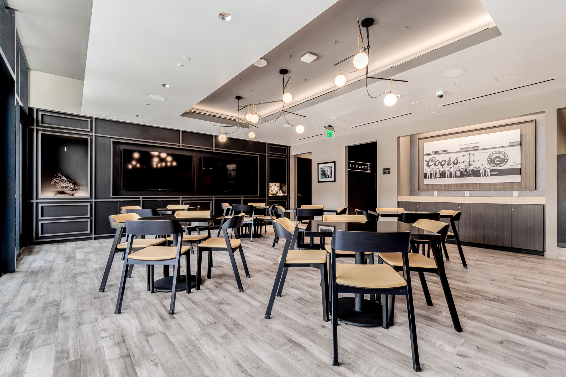  Welcome to luxury living at McGregor Square in the heart of LoDo - 物件實景