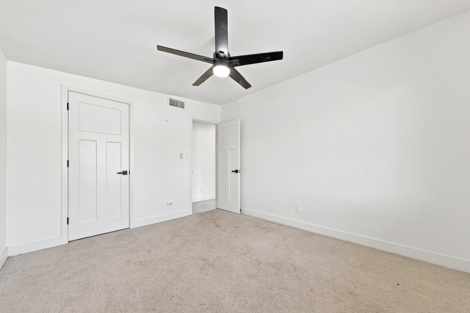  1637 N Sunset Drive¦Tempe, AZ - 物件實景