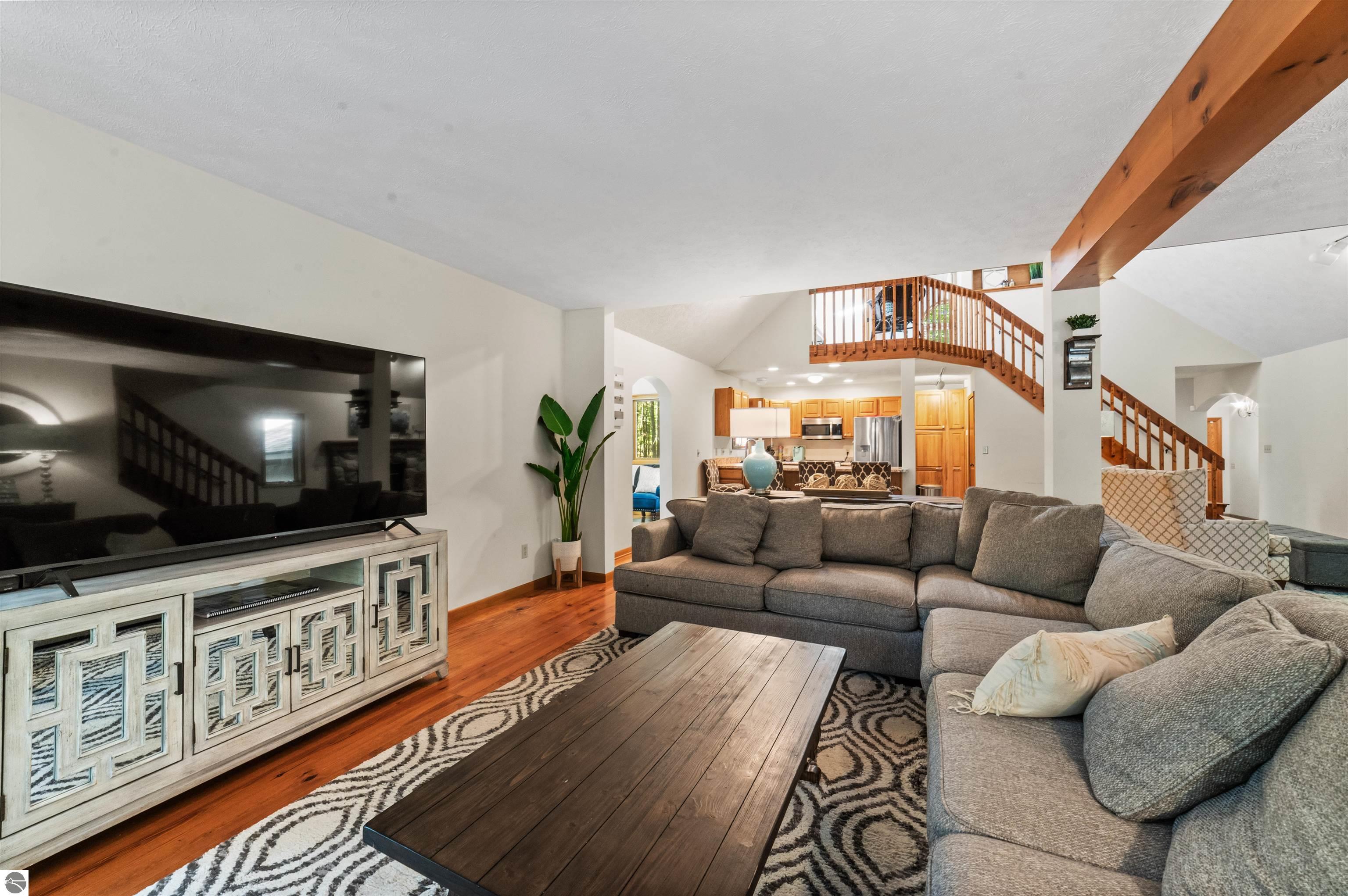 Rapid City, Michigan, 49676, United States, 4 Bedrooms Bedrooms, ,3 BathroomsBathrooms,Residential,For Sale,1977218