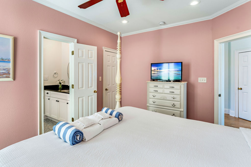 St George Island, Florida, 32328, United States, 5 Bedrooms Bedrooms, ,5 BathroomsBathrooms,Residential,For Sale,1978441