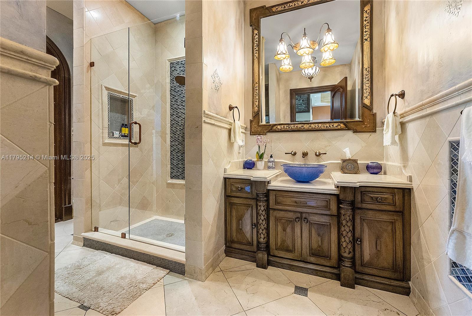 Homestead, Florida, 33031, United States, 6 Bedrooms Bedrooms, ,7 BathroomsBathrooms,Residential,For Sale,1804180