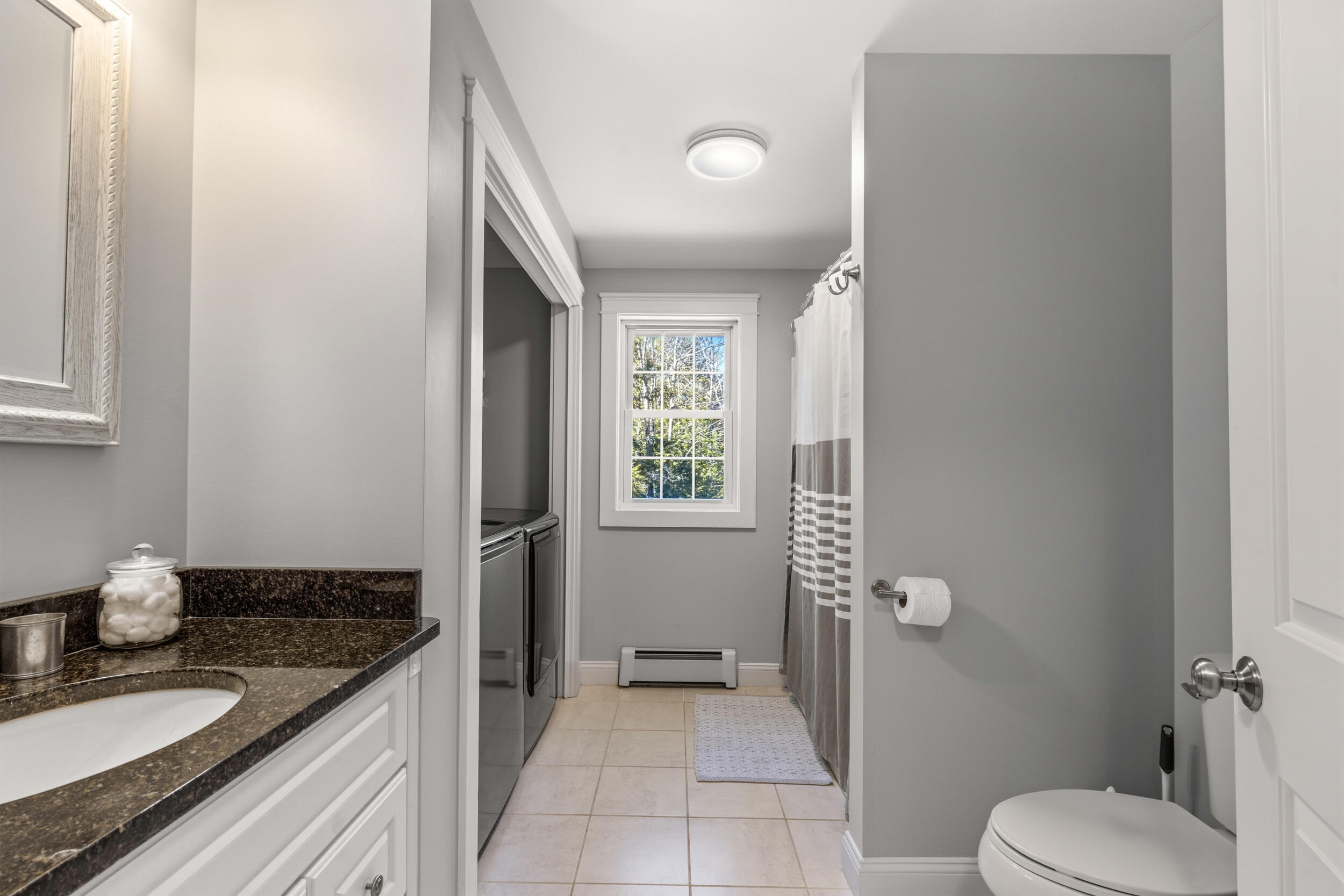 Gray, Maine, 04039, United States, 4 Bedrooms Bedrooms, ,4 BathroomsBathrooms,Residential,For Sale,2035418