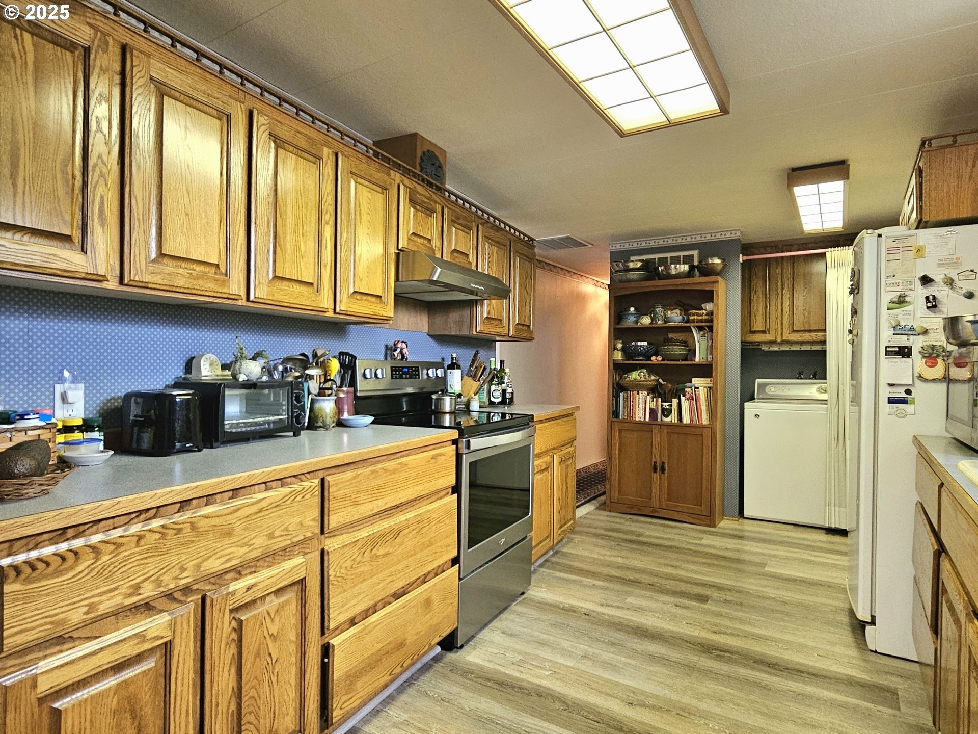Brookings, Oregon, 97415, United States, 2 Bedrooms Bedrooms, ,2 BathroomsBathrooms,Residential,For Sale,1943176