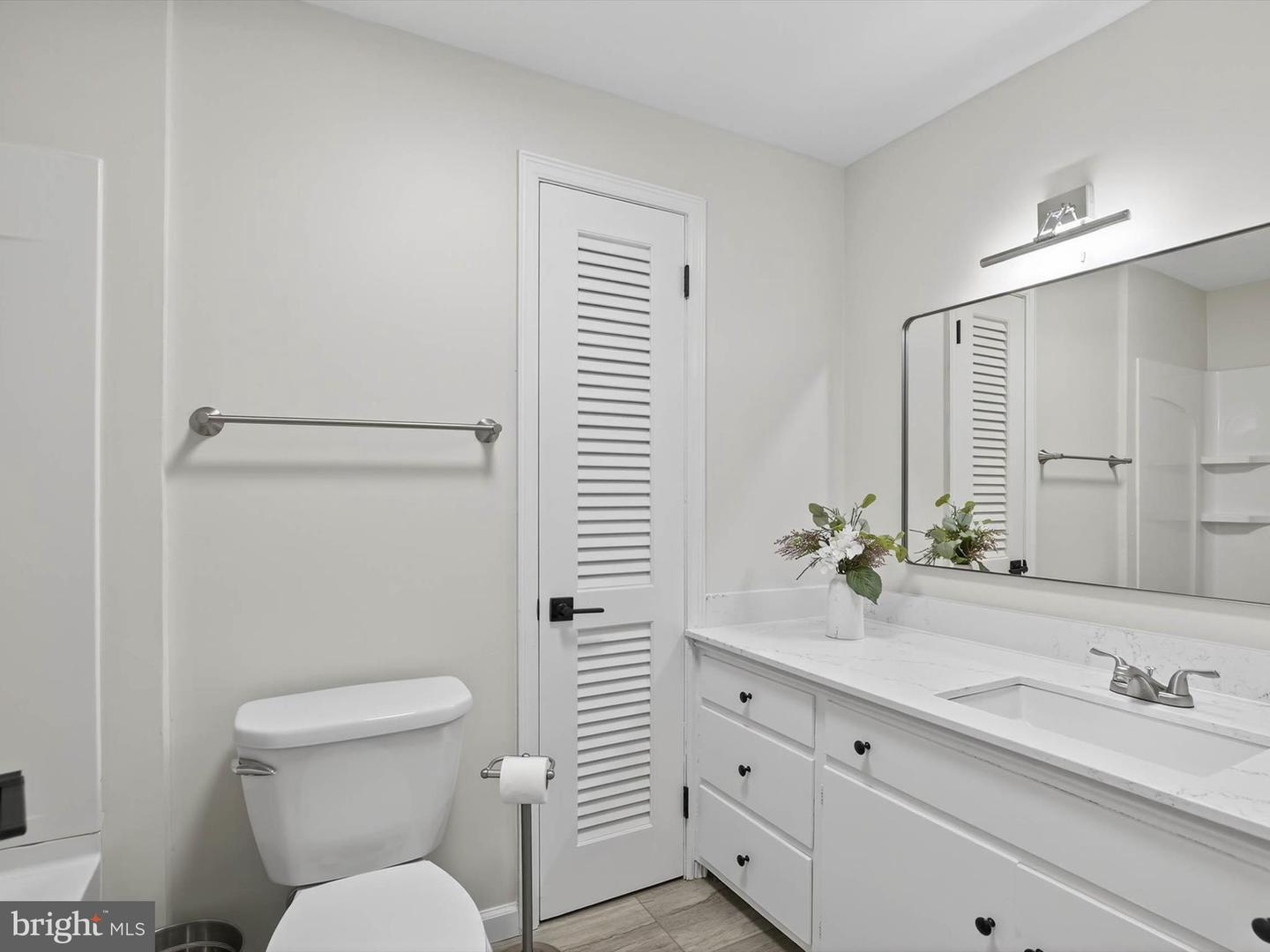 Lancaster, Pennsylvania, 17601, United States, 4 Bedrooms Bedrooms, ,3 BathroomsBathrooms,Residential,For Sale,2003108