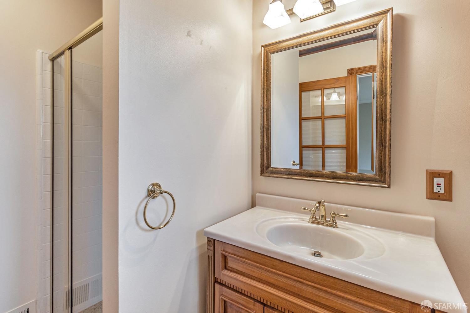 San Mateo, California, 94402, United States, 3 Bedrooms Bedrooms, ,3 BathroomsBathrooms,Residential,For Sale,1895374