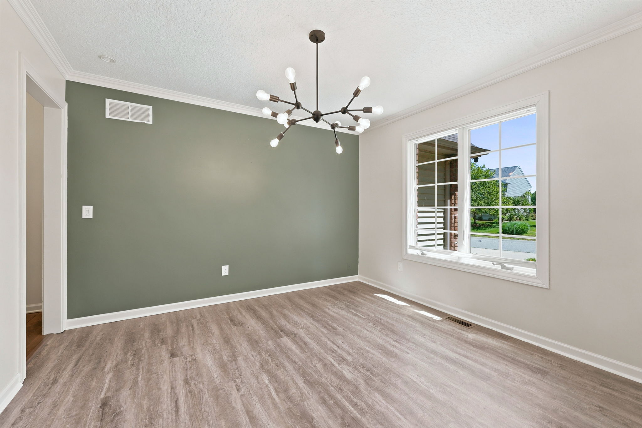  Excellent 3 Bedroom Home with Finished Basement in Fort Wayne - 物件實景