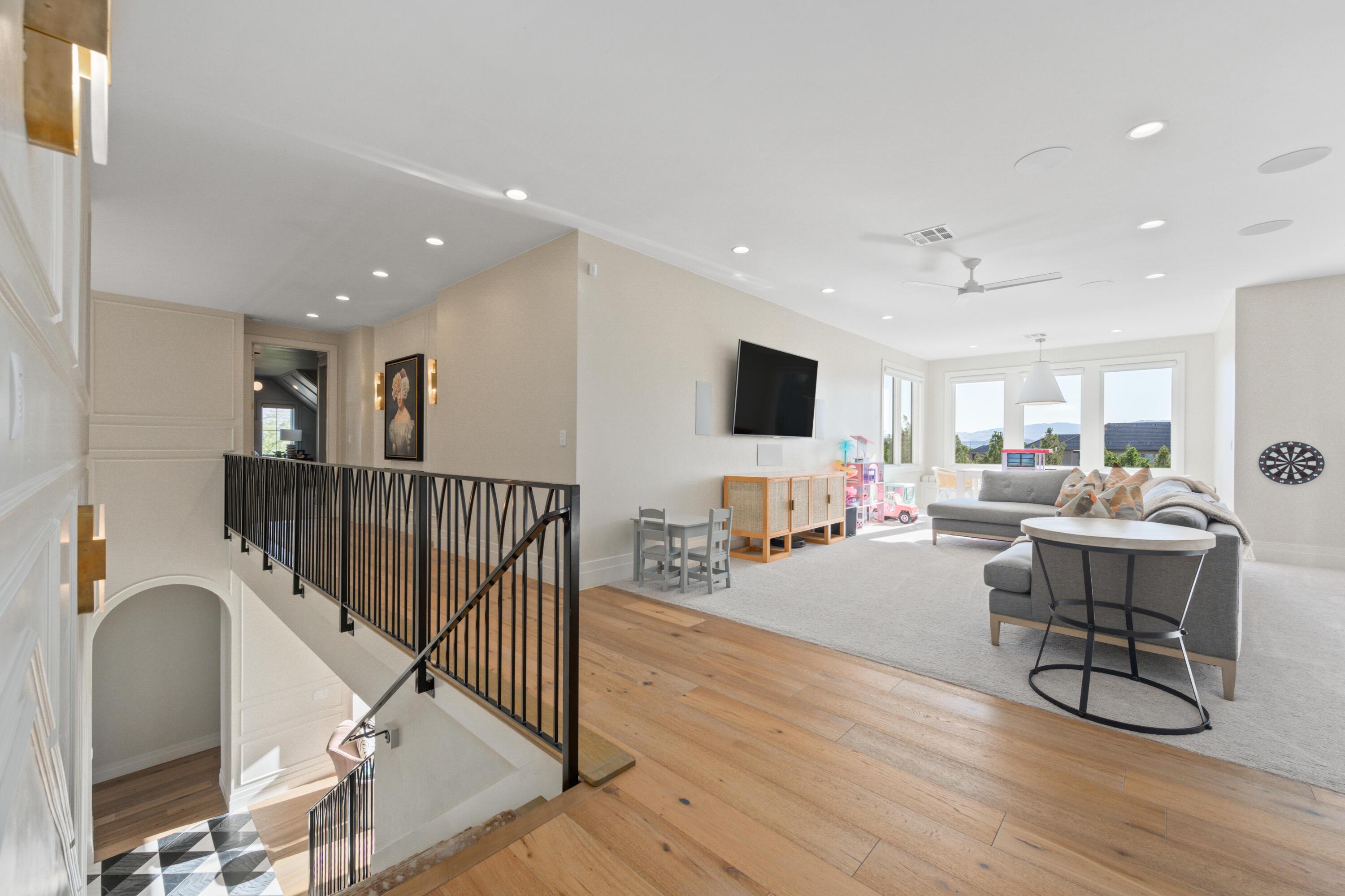 Washington, Utah, 84780, United States, 5 Bedrooms Bedrooms, ,6 BathroomsBathrooms,Residential,For Sale,1981729