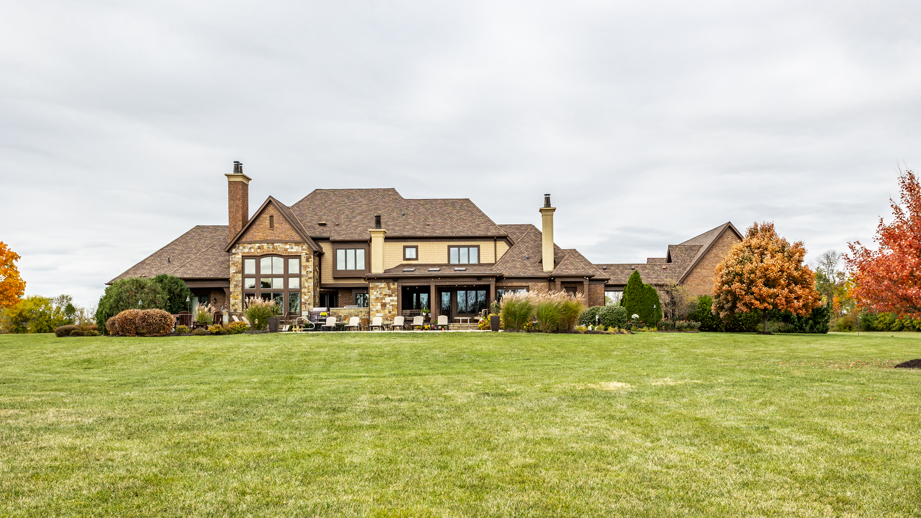  Traditional European-Inspired Residence on 13 Acres - 物件實景