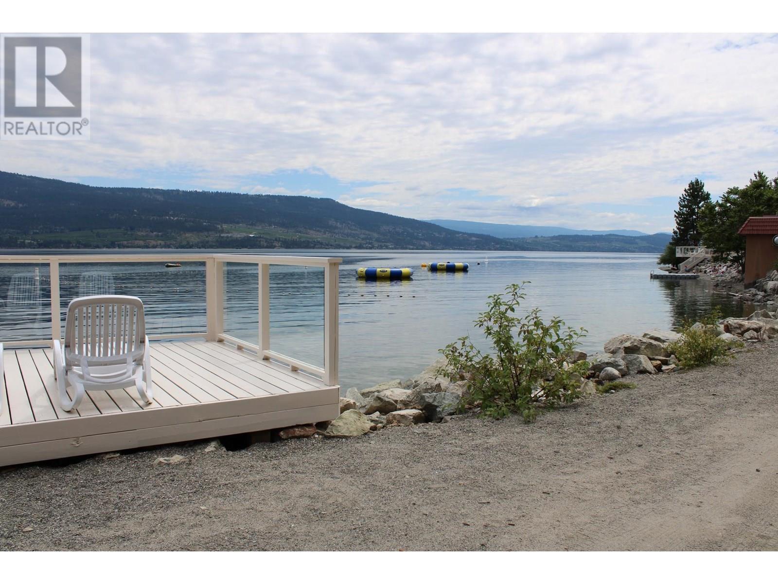 KELOWNA, British Columbia, V1Z 3R8, CA, 3 Bedrooms Bedrooms, ,2 BathroomsBathrooms,Residential,For Sale,1865801