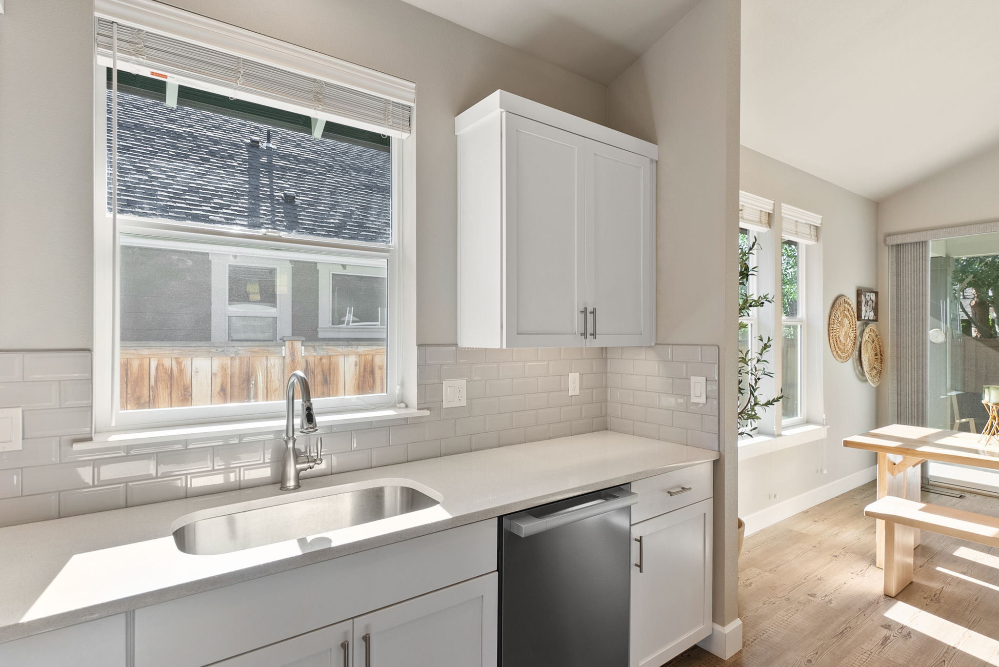 Sisters, Oregon, 97759, United States, 3 Bedrooms Bedrooms, ,2 BathroomsBathrooms,Residential,For Sale,1910956
