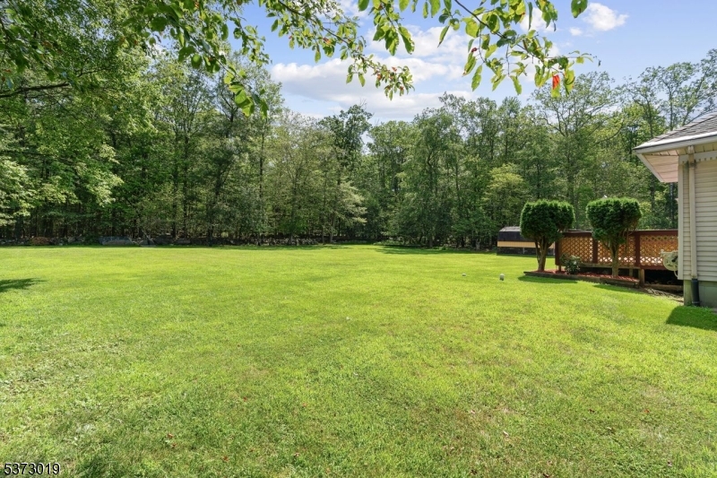 Blairstown Twp., New Jersey, 07832, United States, 3 Bedrooms Bedrooms, ,2 BathroomsBathrooms,Residential,For Sale,1898637