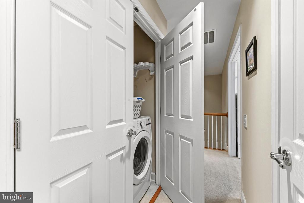 Leesburg, Virginia, 20175, United States, 3 Bedrooms Bedrooms, ,4 BathroomsBathrooms,Residential,For Sale,2049471