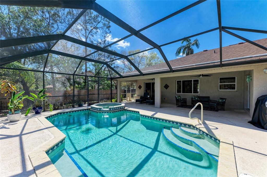 Bradenton, Florida, 34212, United States, 3 Bedrooms Bedrooms, ,2 BathroomsBathrooms,Residential,For Sale,1751964