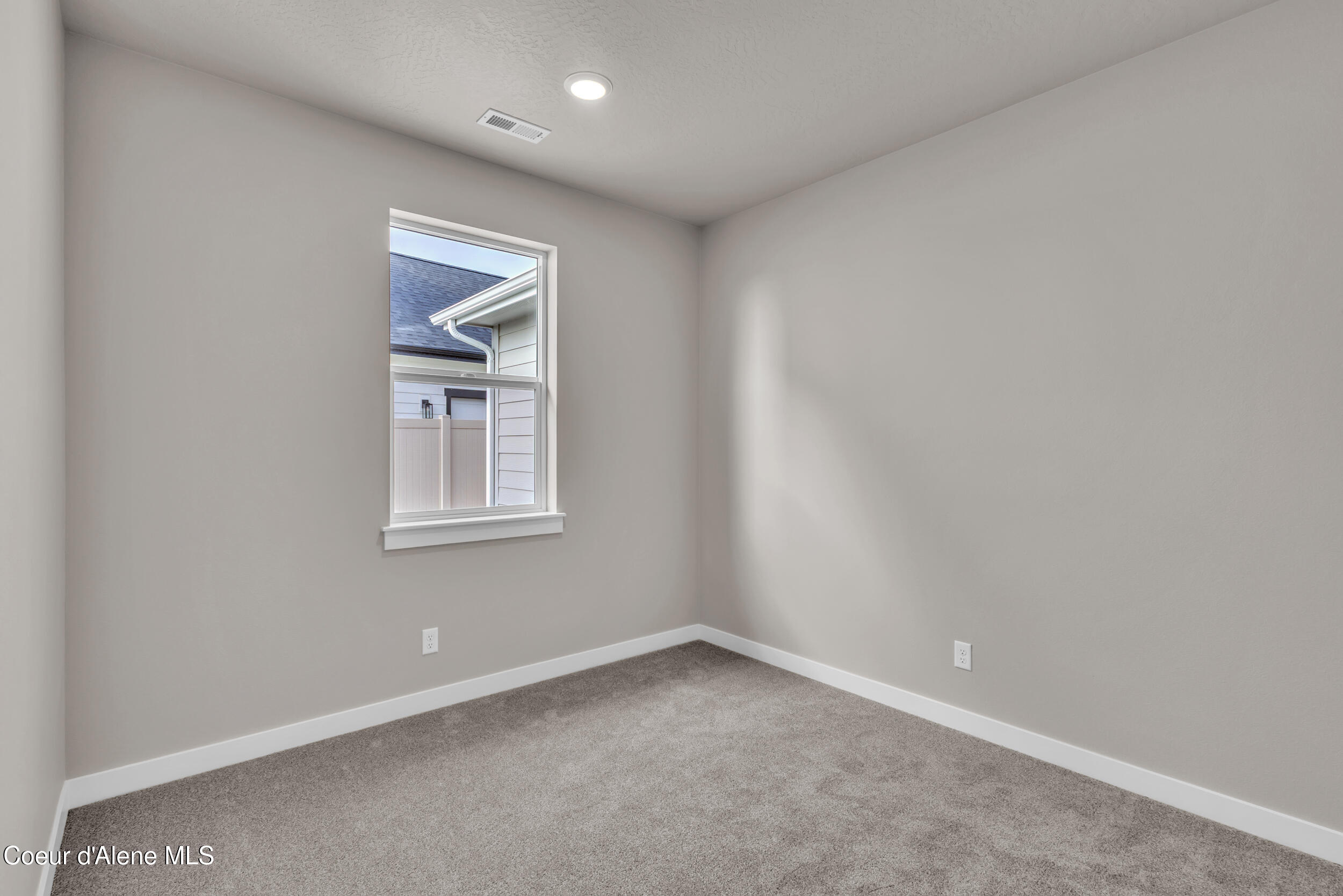 Coeur d'Alene, Idaho, 83815, United States, 4 Bedrooms Bedrooms, ,2 BathroomsBathrooms,Residential,For Sale,1975226