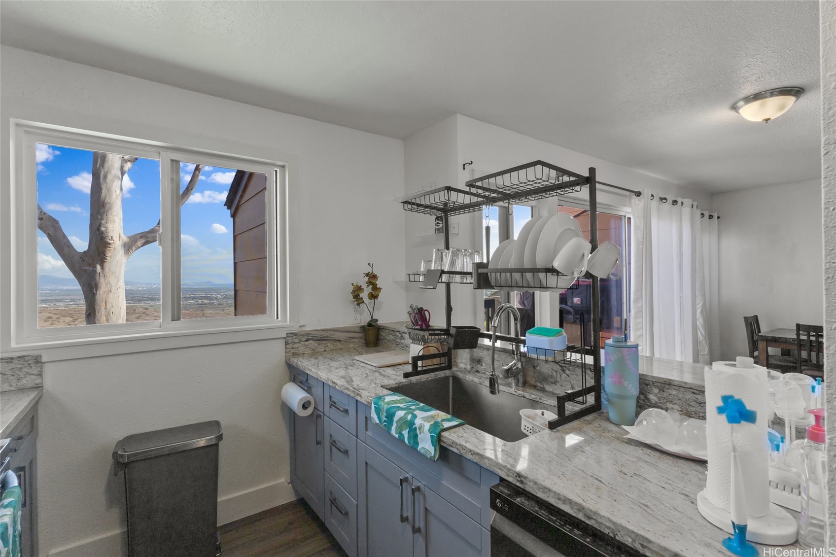 Kapolei, Hawaii, 96707, United States, 3 Bedrooms Bedrooms, ,2 BathroomsBathrooms,Residential,For Sale,1985289