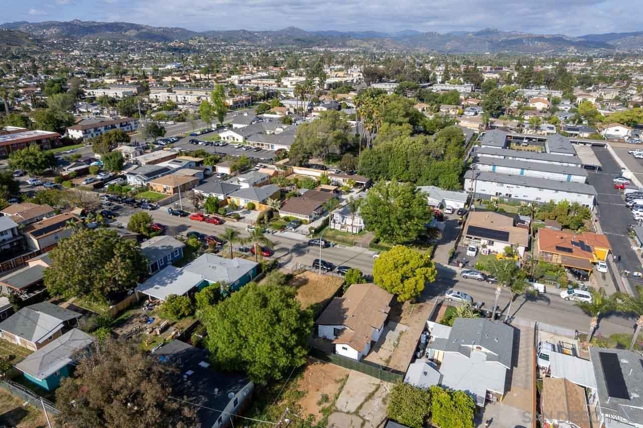 Escondido, California, 92025, United States, 3 Bedrooms Bedrooms, ,2 BathroomsBathrooms,Residential,For Sale,1794262