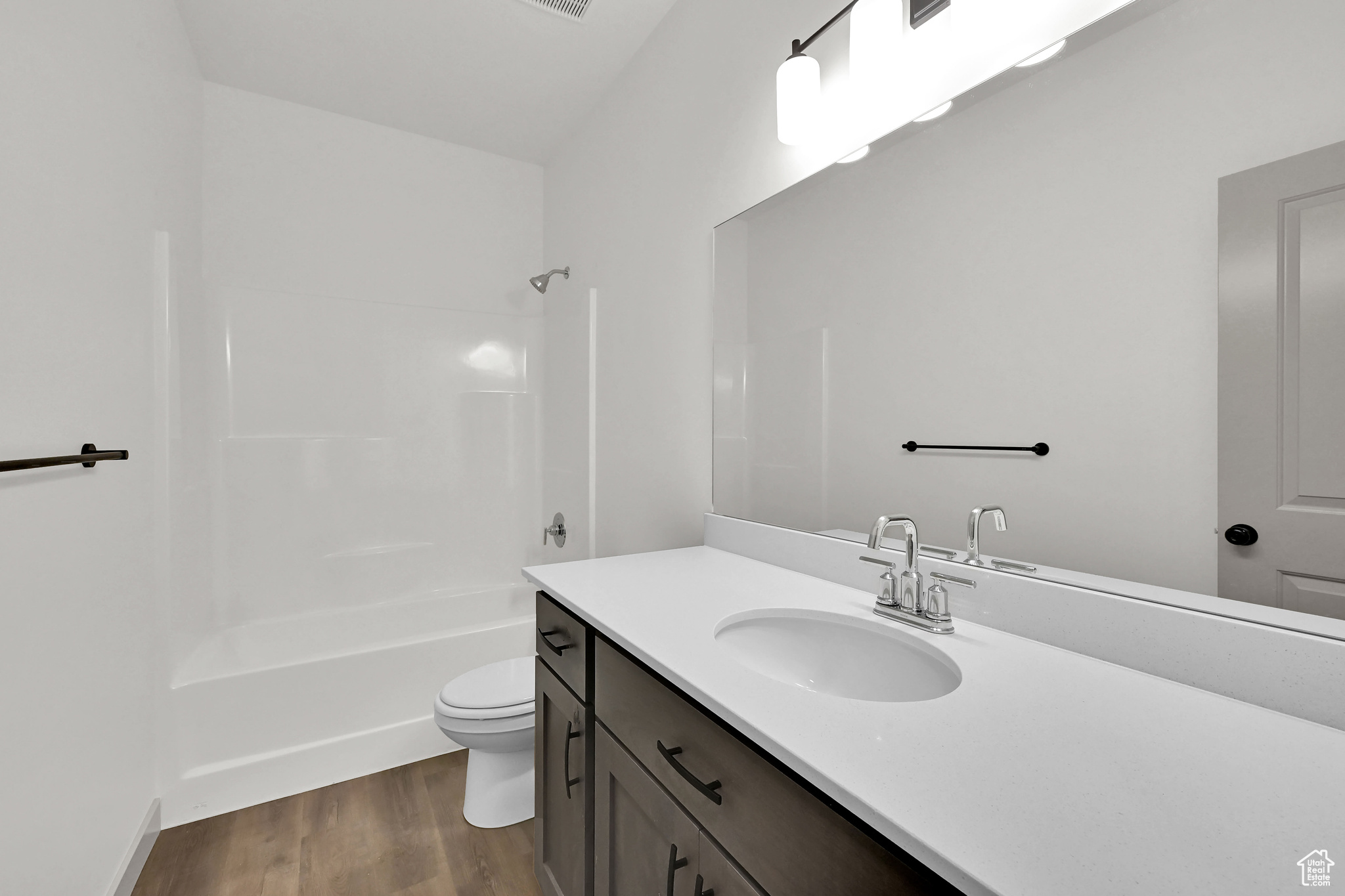 West Haven, Utah, 84401, United States, 3 Bedrooms Bedrooms, ,2 BathroomsBathrooms,Residential,For Sale,1925737