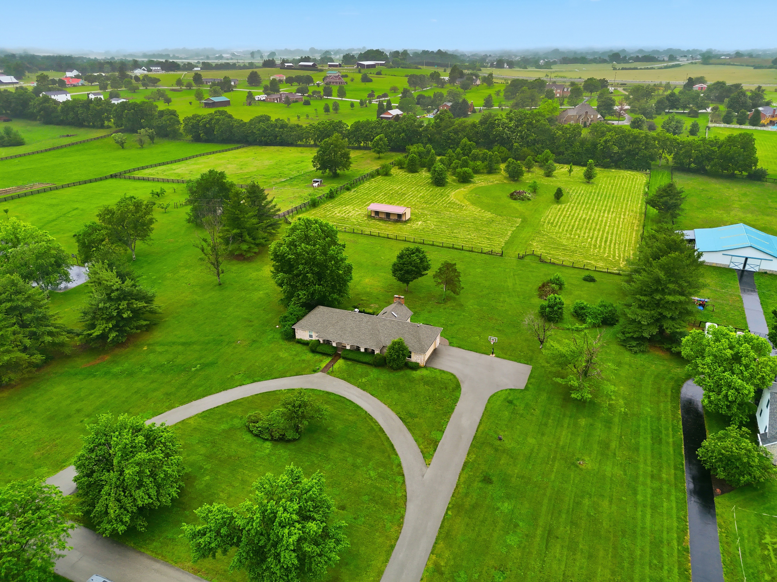  129 Lake Country Road - 物件實景