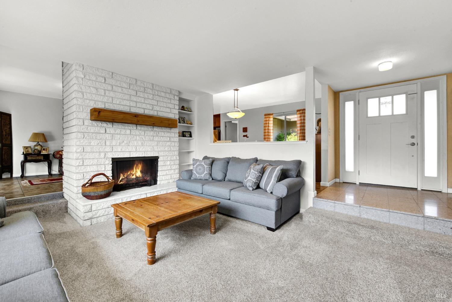 Dixon, California, 95620, United States, 3 Bedrooms Bedrooms, ,2 BathroomsBathrooms,Residential,For Sale,1943662