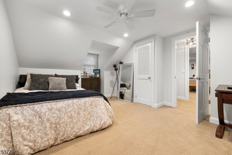 Randolph Twp., New Jersey, 07869, United States, 3 Bedrooms Bedrooms, ,2 BathroomsBathrooms,Residential,For Sale,1944786