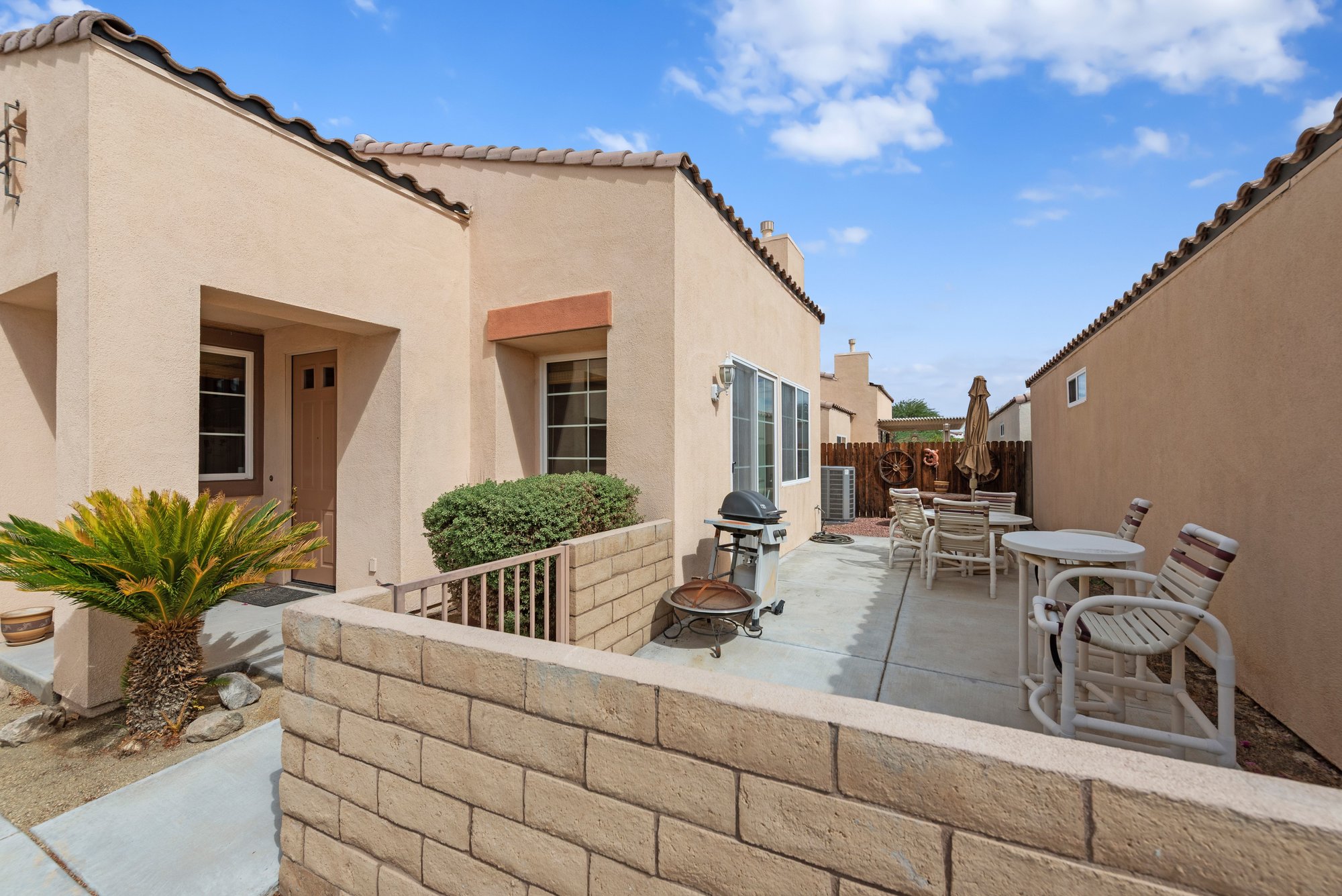  Turnkey Furnished La Quinta Home in Gated 55+ Community - 物件實景