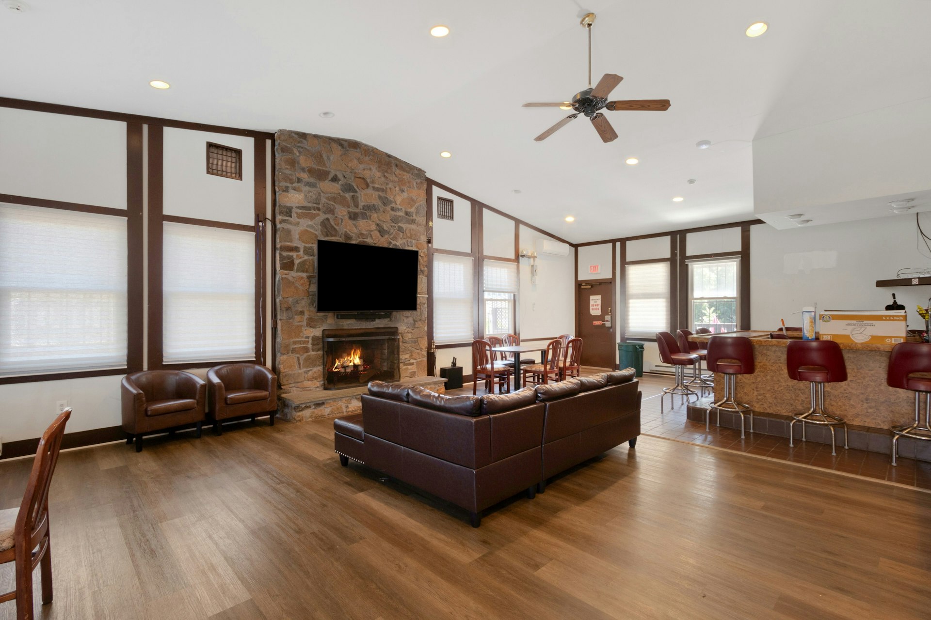 Mountainview Condo - 物件實景