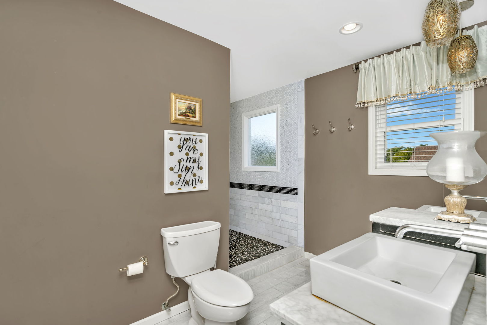 Joliet, Illinois, 60431, United States, 3 Bedrooms Bedrooms, ,3 BathroomsBathrooms,Residential,For Sale,1989625