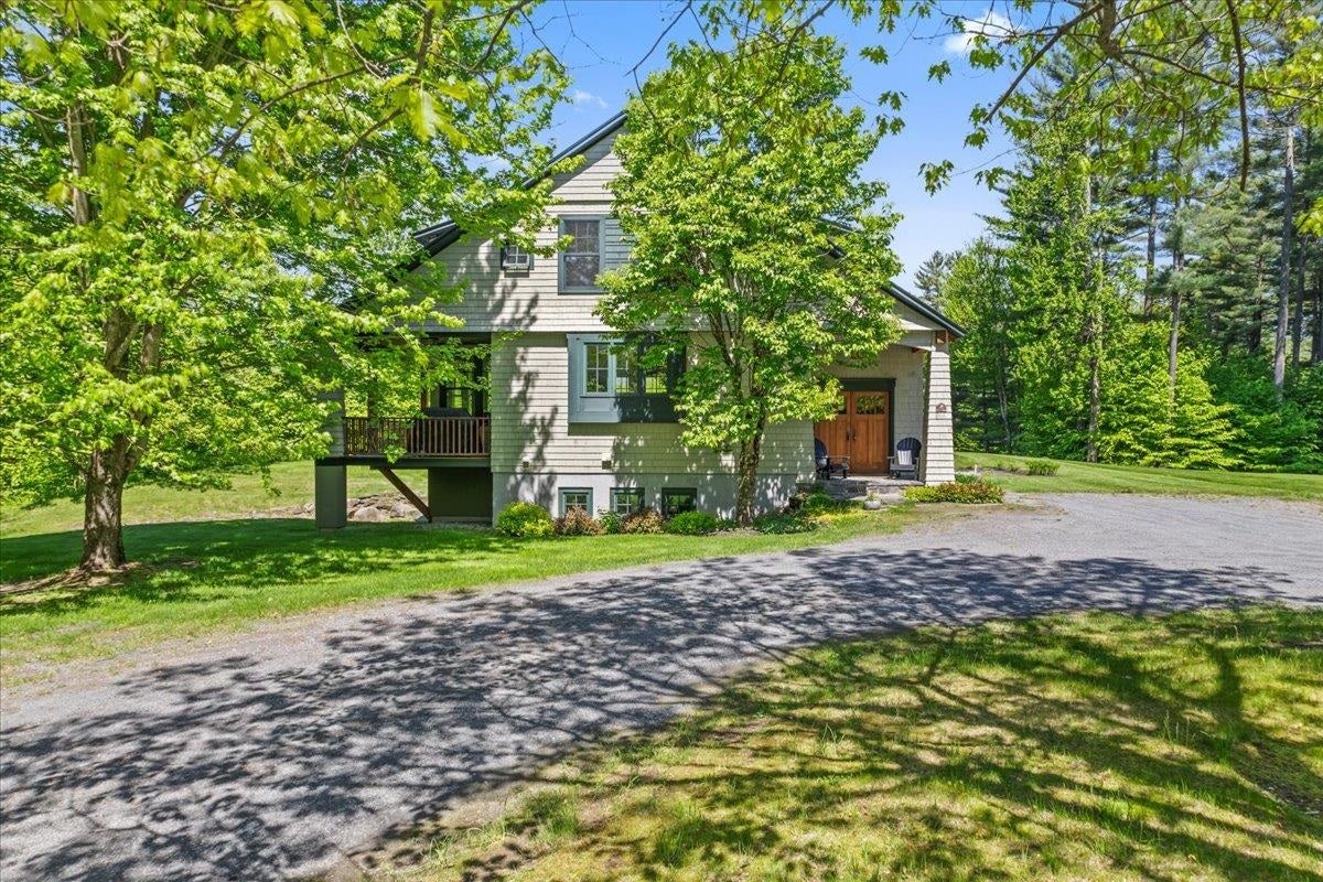 Stowe, Vermont, 05672, United States, 4 Bedrooms Bedrooms, ,3 BathroomsBathrooms,Residential,For Sale,1751990