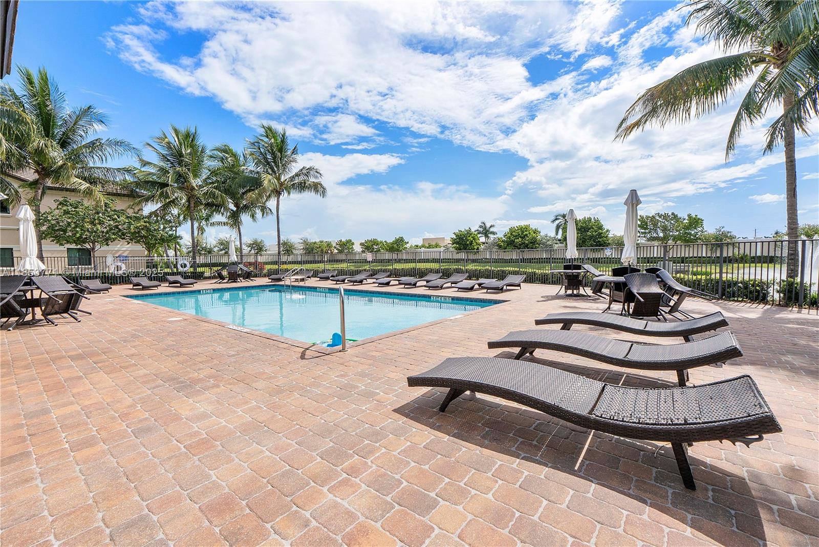 Oakland Park, Florida, 33334, United States, 3 Bedrooms Bedrooms, ,3 BathroomsBathrooms,Residential,For Sale,1911600