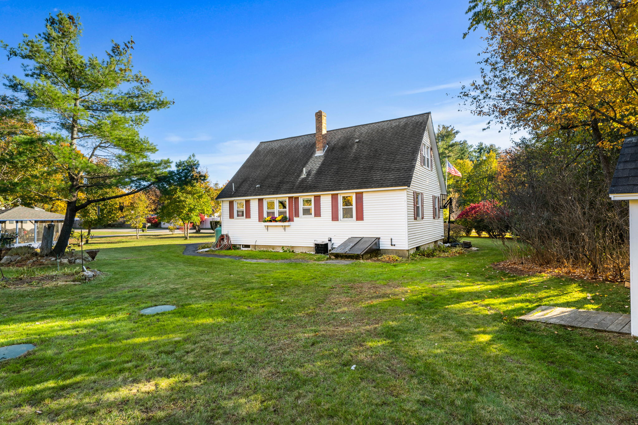  21 Chisholm Road, Kingston, NH, 03848 - 物件實景