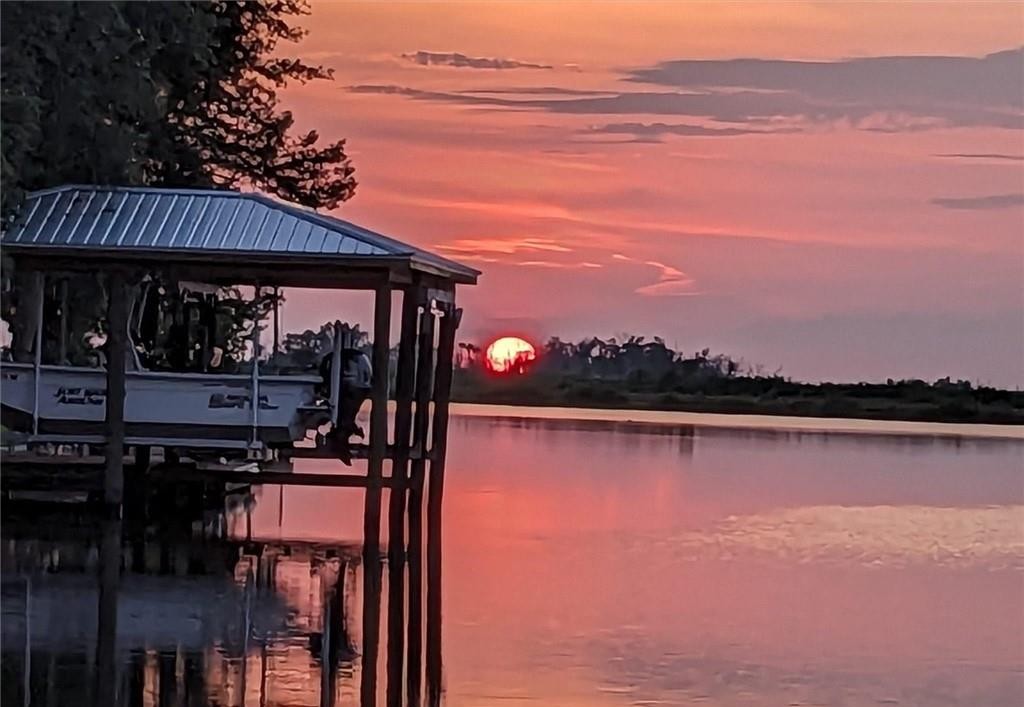 Crystal RIver, Florida, 34429, United States, 3 Bedrooms Bedrooms, ,2 BathroomsBathrooms,Residential,For Sale,1986305