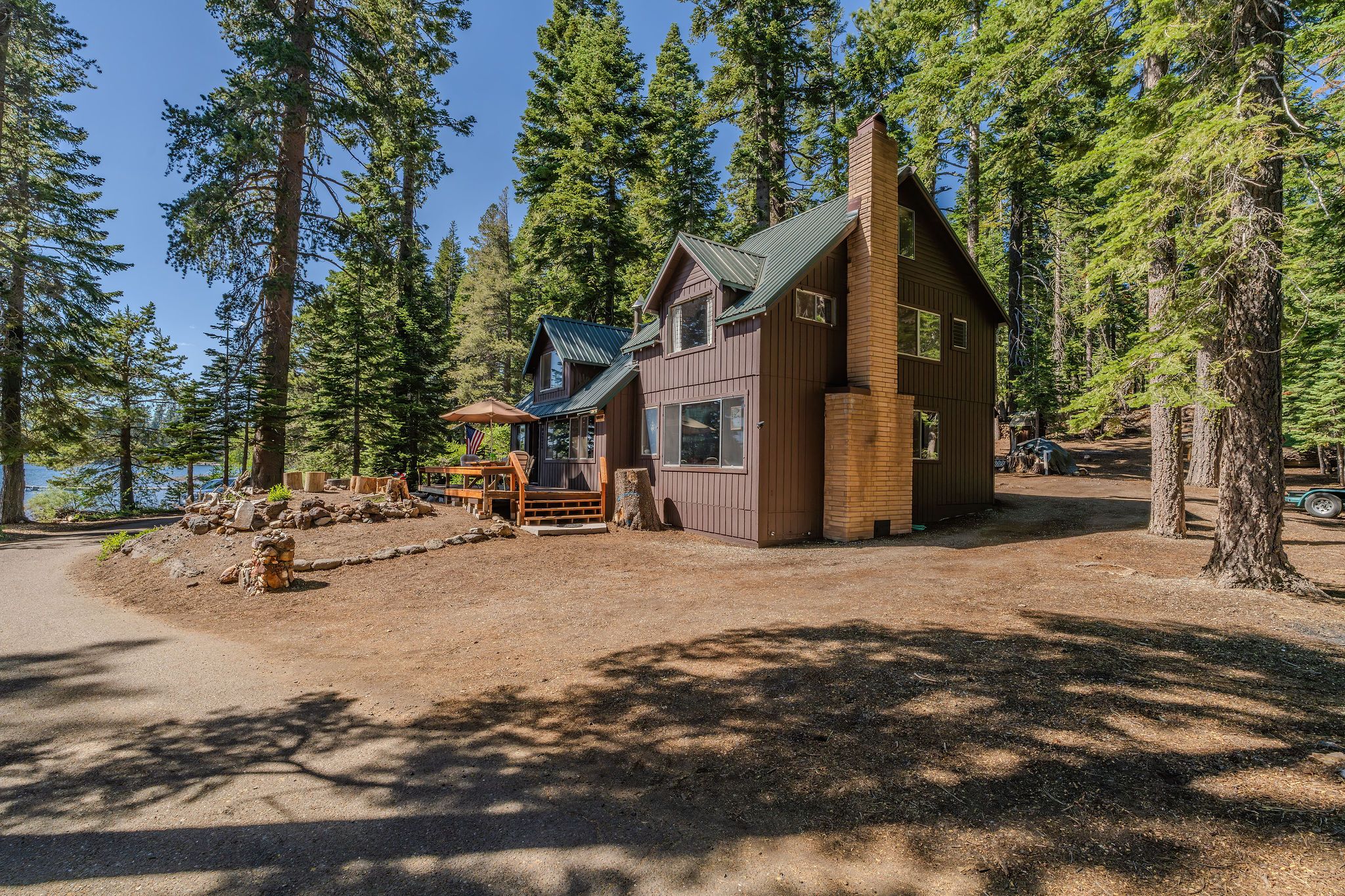  A Rare Opportunity to Own One of Silver Lake’s Best-Located Cabins - 物件實景