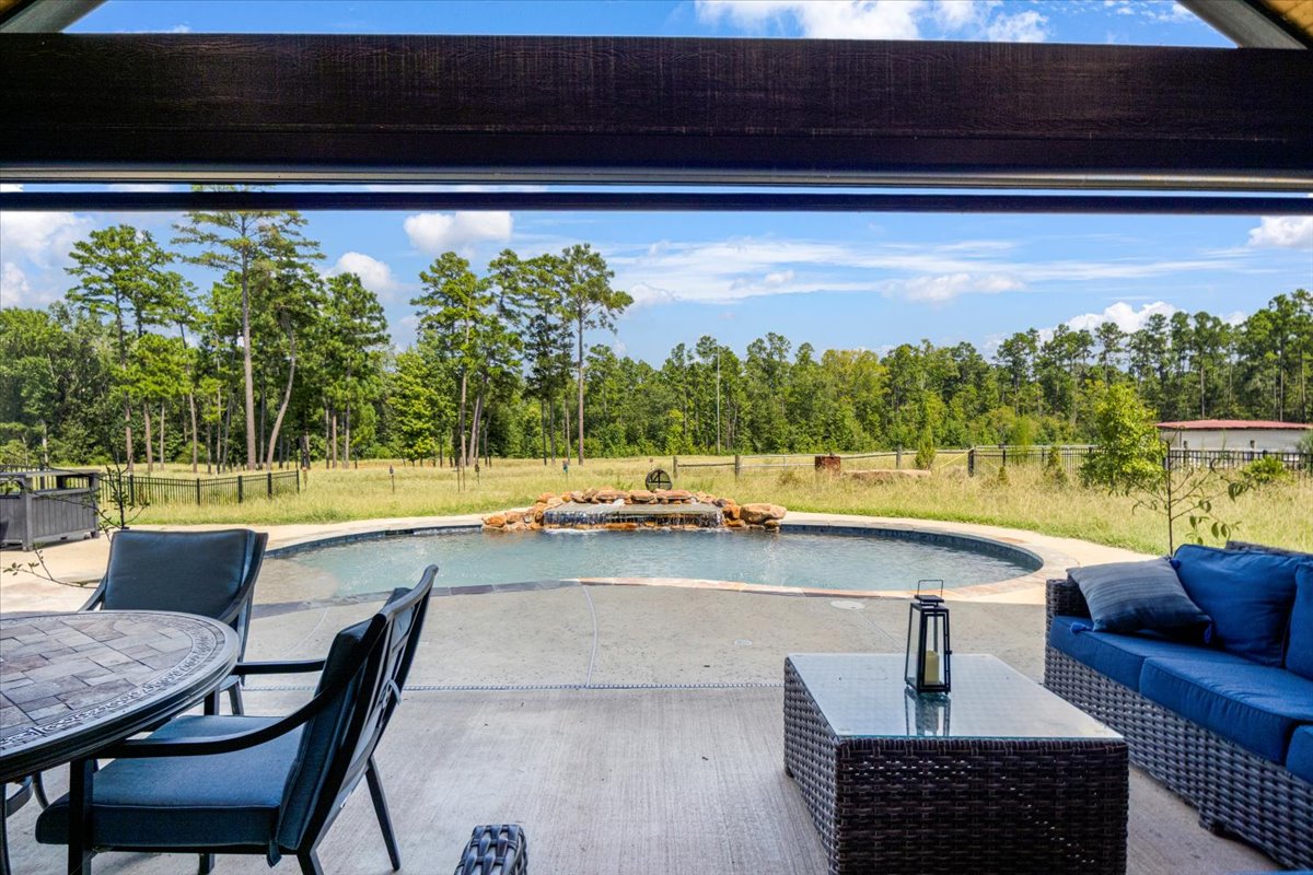 Long Branch, Texas, 75669, United States, 4 Bedrooms Bedrooms, ,4 BathroomsBathrooms,Residential,For Sale,1908688