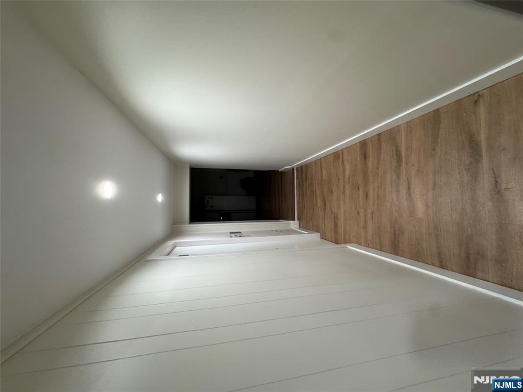 Clifton, New Jersey, 07014, United States, 4 Bedrooms Bedrooms, ,3 BathroomsBathrooms,Residential,For Sale,1937697