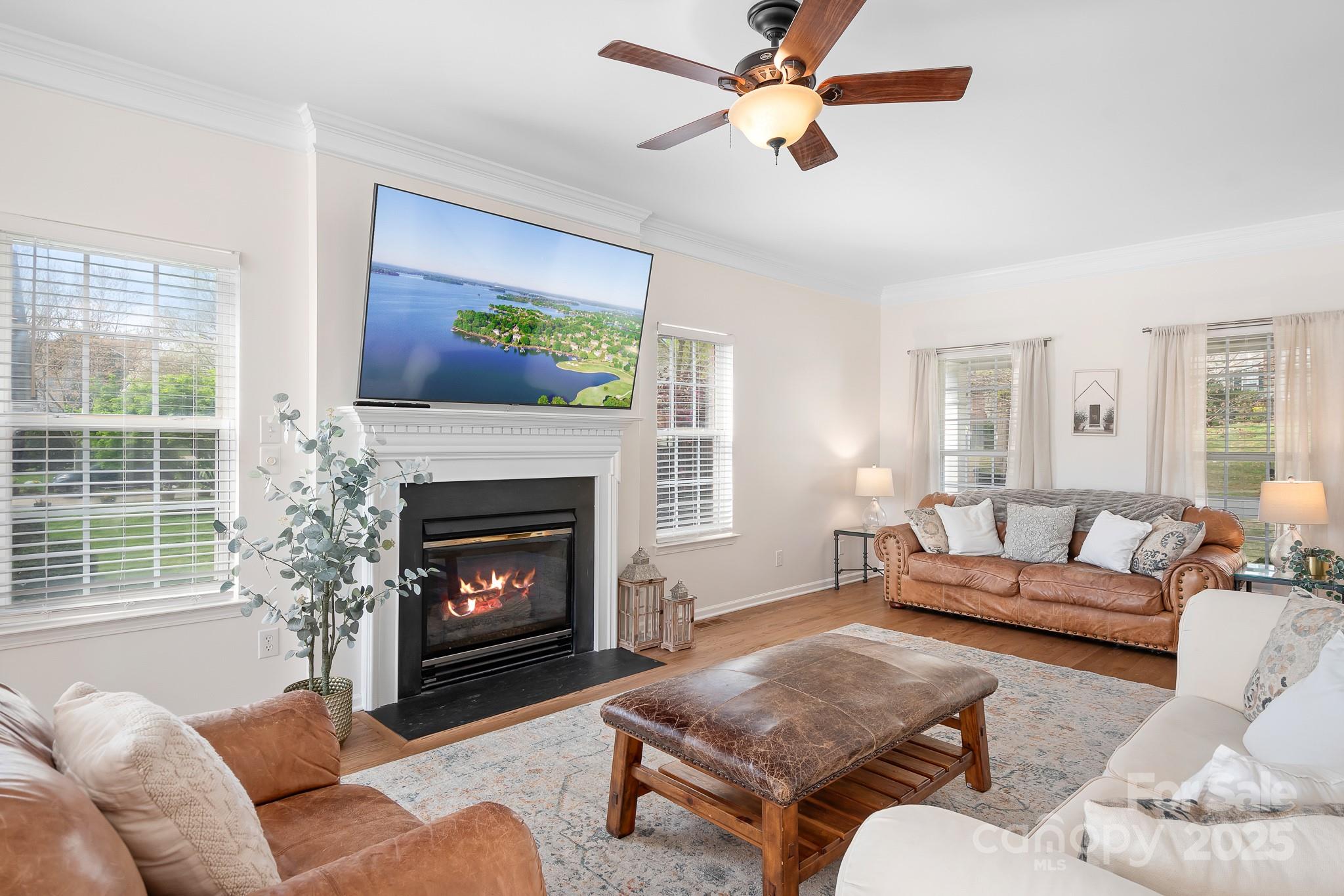 Mooresville, North Carolina, 28117, United States, 4 Bedrooms Bedrooms, ,3 BathroomsBathrooms,Residential,For Sale,1766342