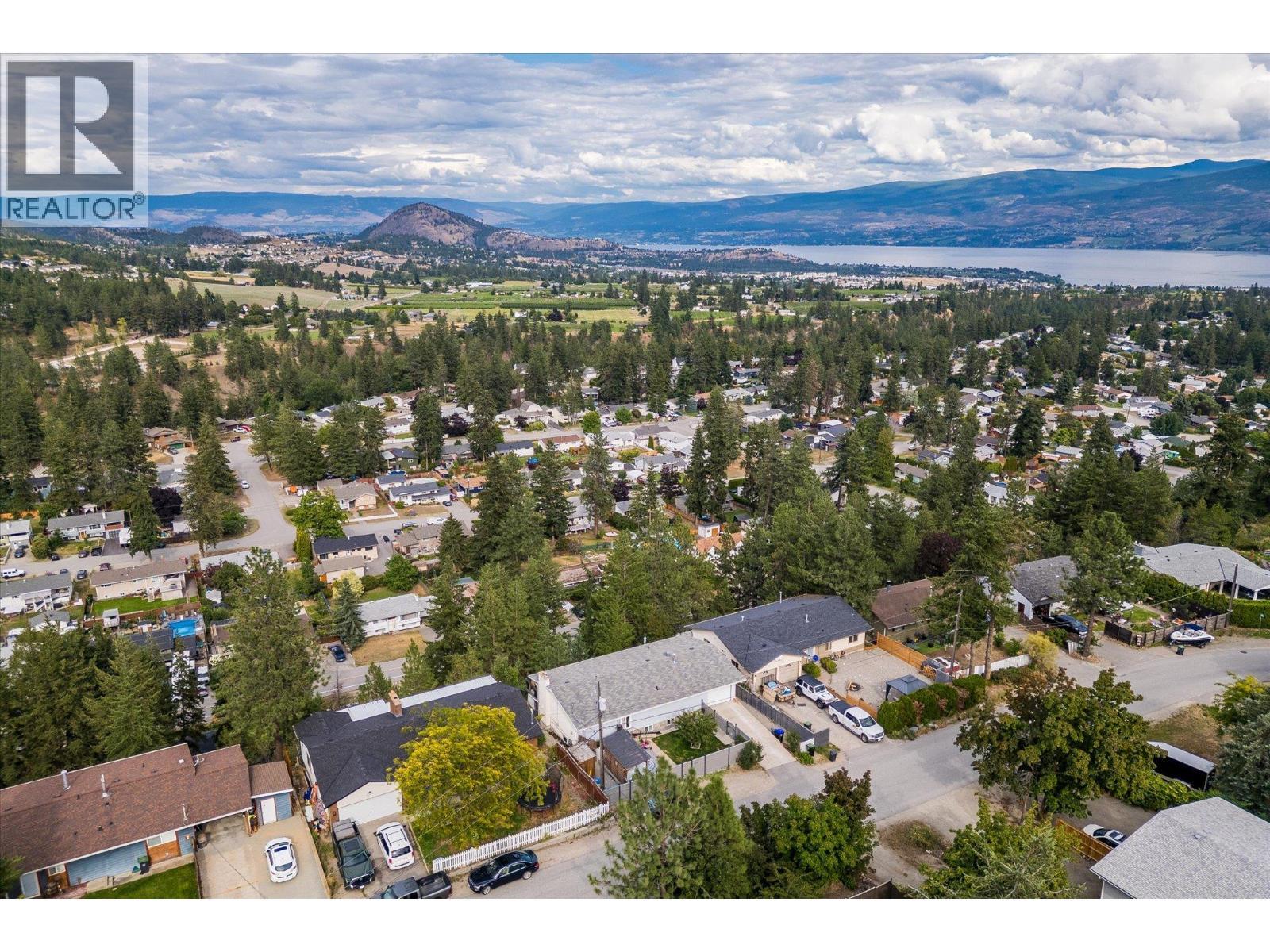 WEST KELOWNA, British Columbia, V4T 1A9, CA, 5 Bedrooms Bedrooms, ,2 BathroomsBathrooms,Residential,For Sale,1907472