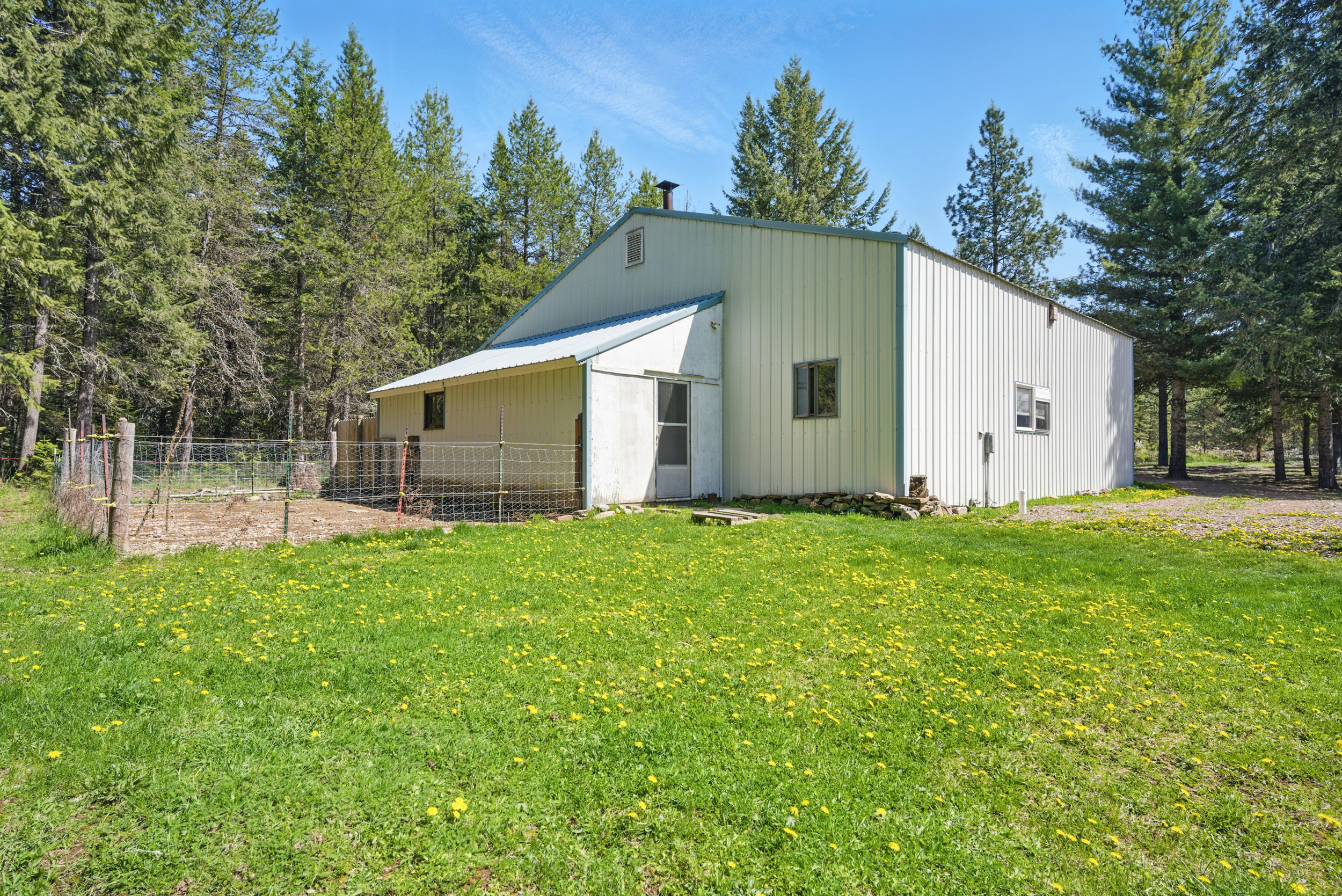Clark Fork, Idaho, 83811, United States, 3 Bedrooms Bedrooms, ,2 BathroomsBathrooms,Residential,For Sale,1887934