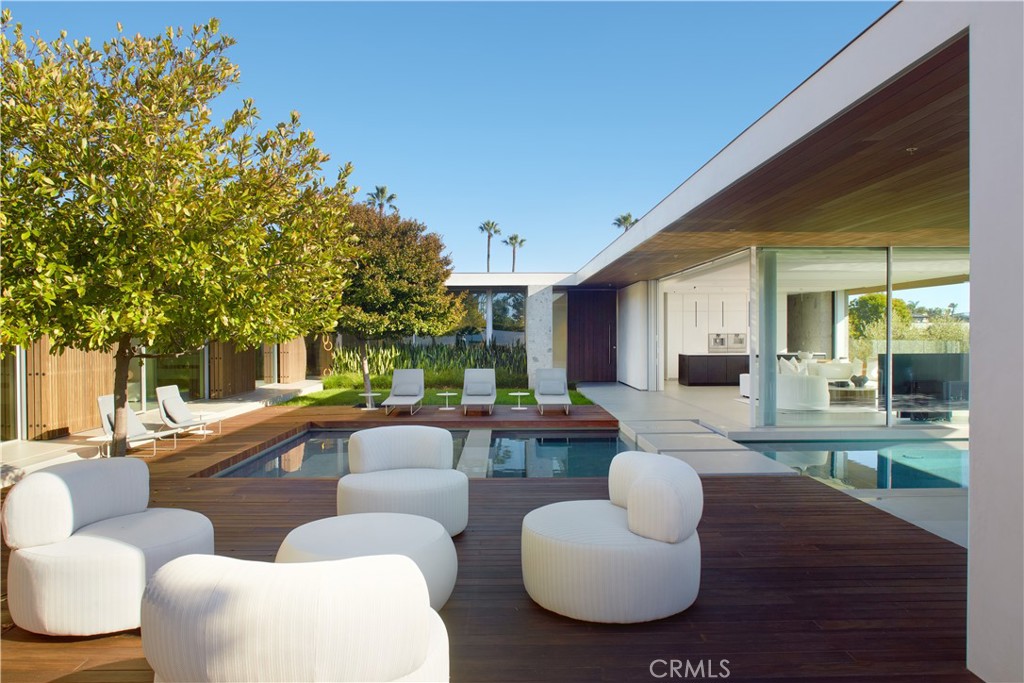 Laguna Beach, California, 92651, United States, 4 Bedrooms Bedrooms, ,6 BathroomsBathrooms,Residential,For Sale,1988252