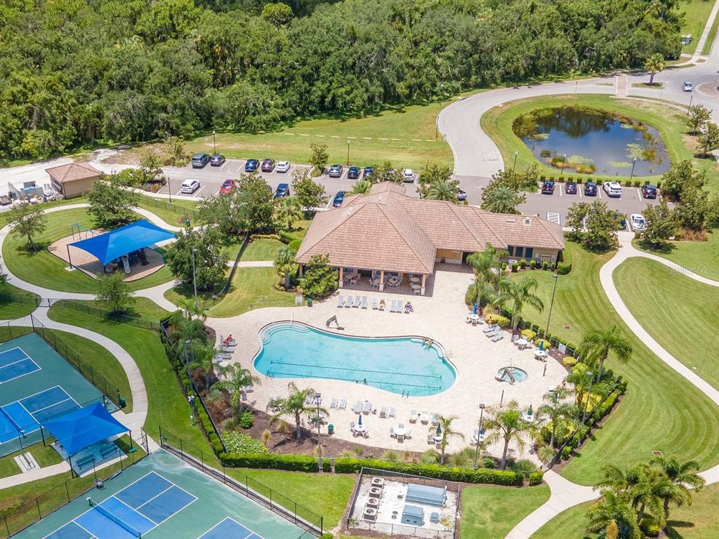 Bradenton, Florida, 34212, United States, 4 Bedrooms Bedrooms, ,4 BathroomsBathrooms,Residential,For Sale,1908693