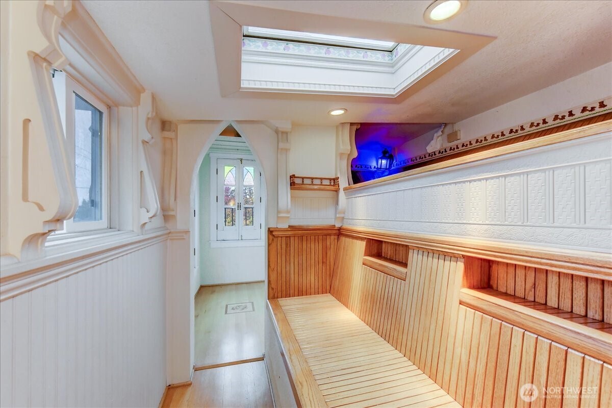 Sumner, Washington, 98390, United States, 4 Bedrooms Bedrooms, ,3 BathroomsBathrooms,Residential,For Sale,1992043