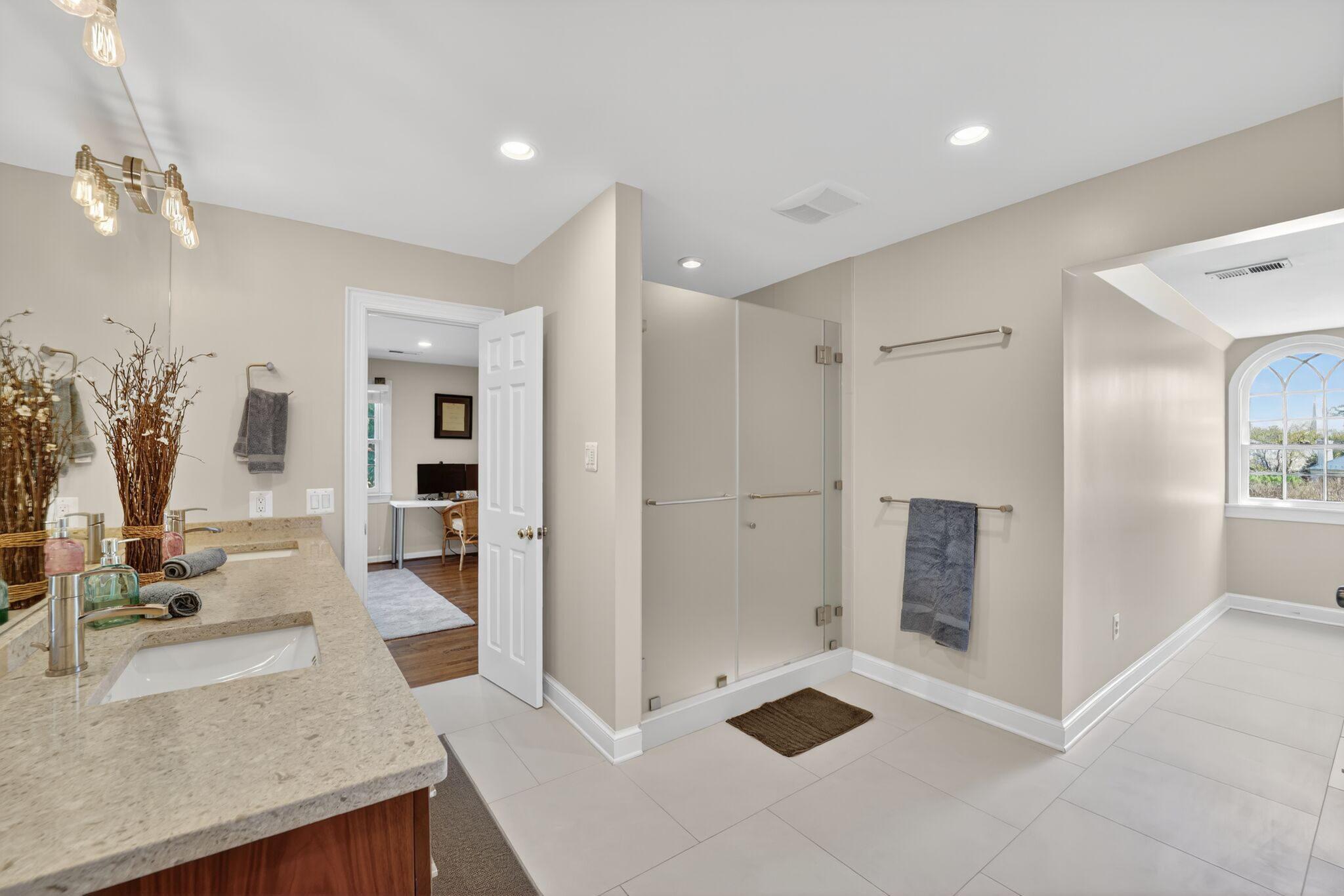 5115 Cape Cod Court, Bethesda, MD, 20816 - 物件實景