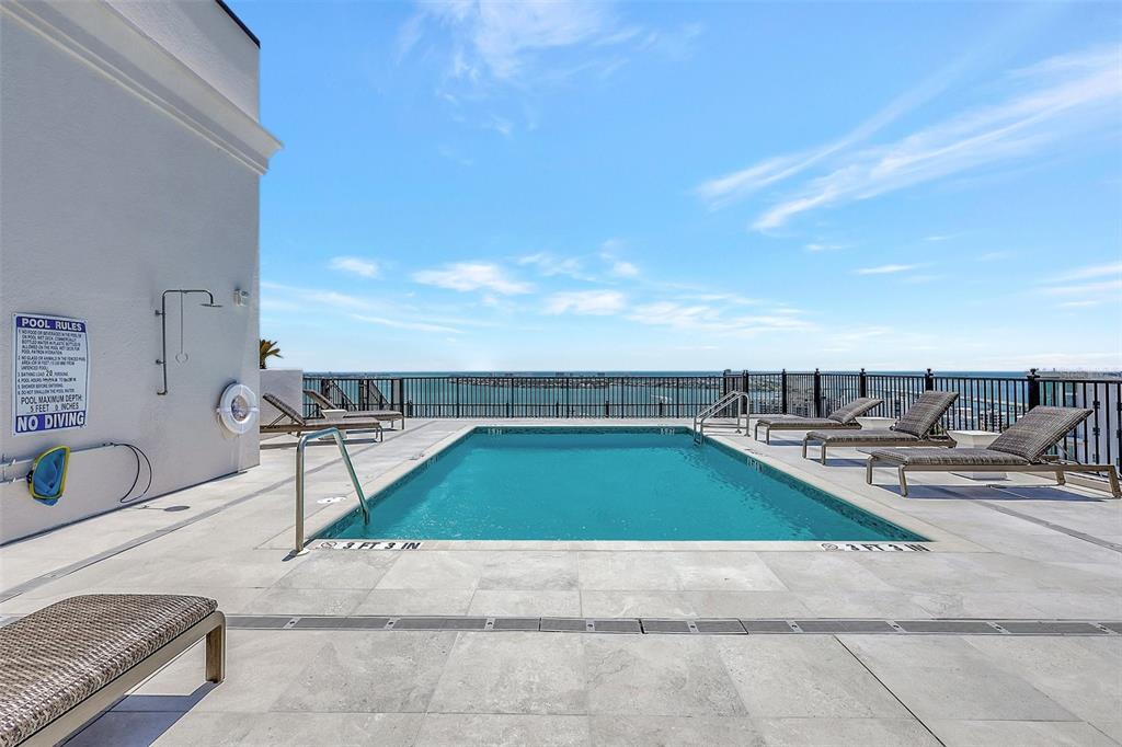 Sarasota, Florida, 34236, United States, 3 Bedrooms Bedrooms, ,4 BathroomsBathrooms,Residential,For Sale,1828539